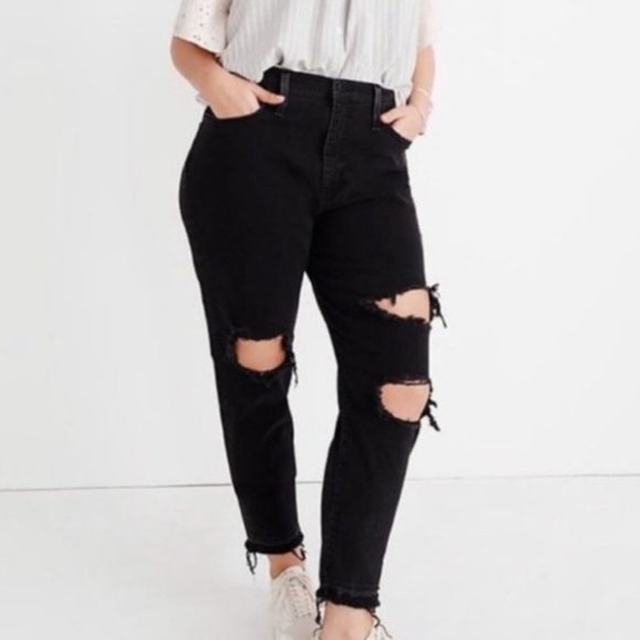 Madewell Denim - NWT MADEWELL Momjean Knee-Rip Raney Wash Jeans 18